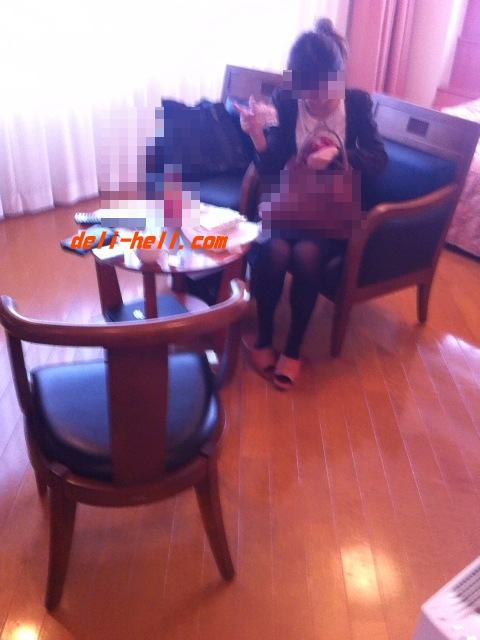 �f���w���摜