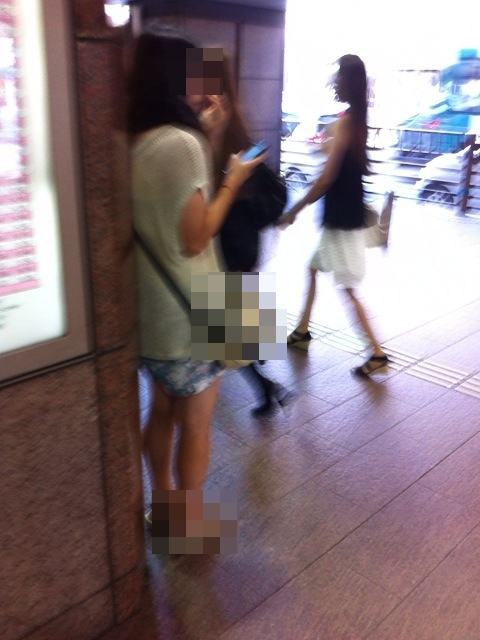 �������